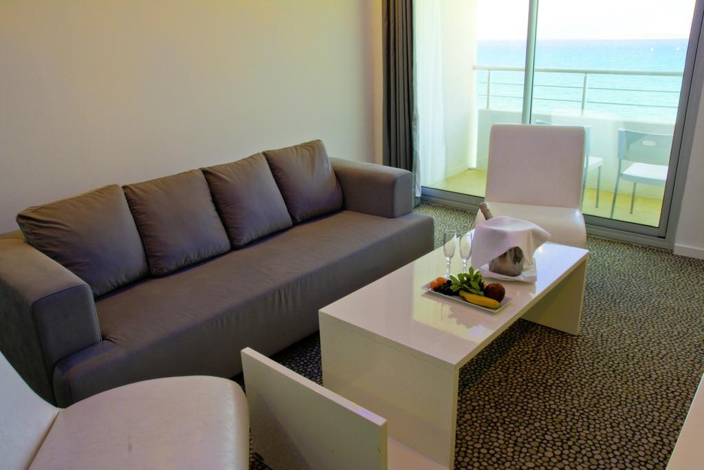 Inkim Hotel Алачати Экстерьер фото